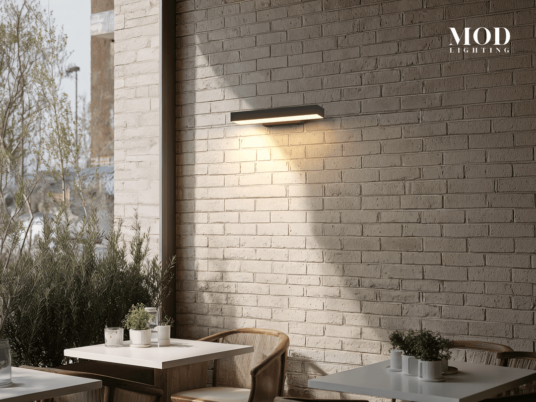 Mctfs Modification Box Brook · Horizontal Outdoor Sconce in Black | MOD LIGHTING